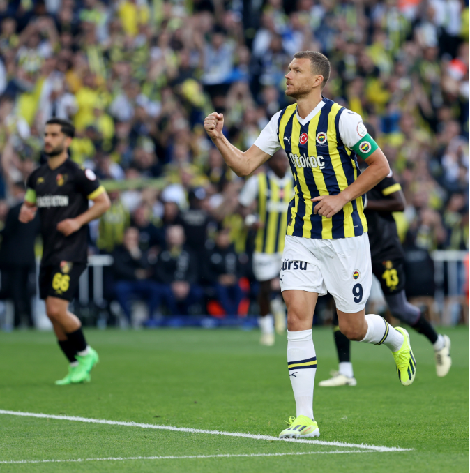 Fenerbahçe, Süper Lig’i ikinci tamamladı